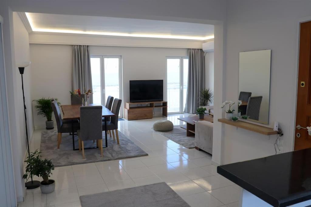 Superior Double With Stunning Sea View. Dt Apartment Patras